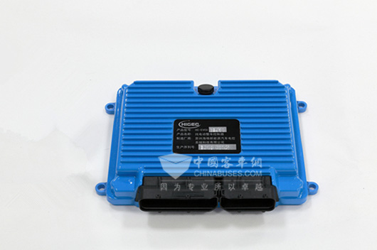 最高可回收25%制动能量 • 多动力源协调：混动车型中智能切换油/电驱动模式