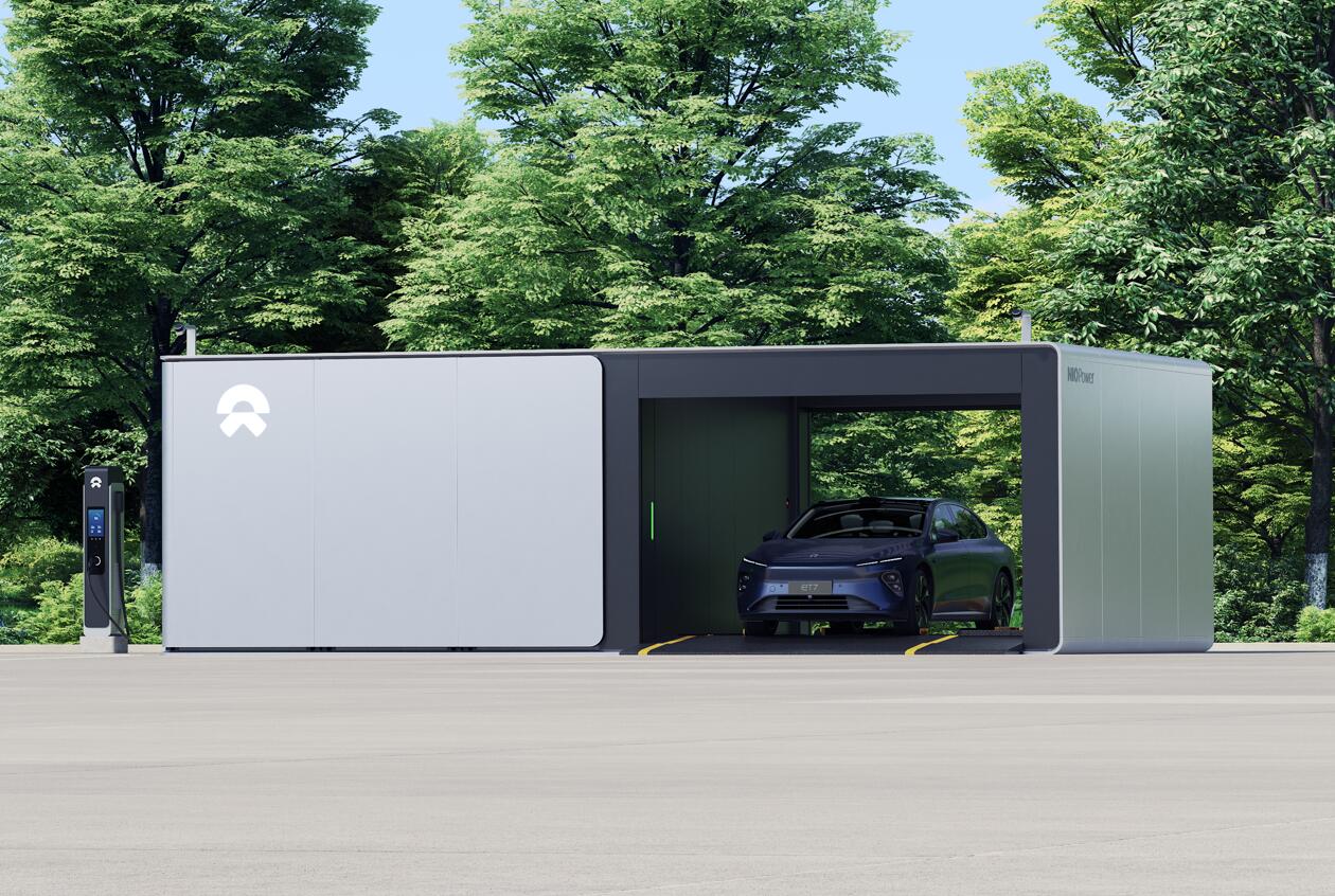 至2030年将建成总长18万公里、覆盖全国80%干线运力的“八横十纵”全国换电绿网