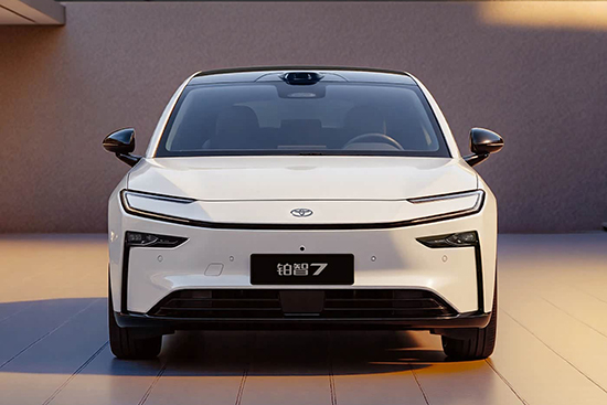 制冷剂回路用于通过第一换热器与第一回路换热