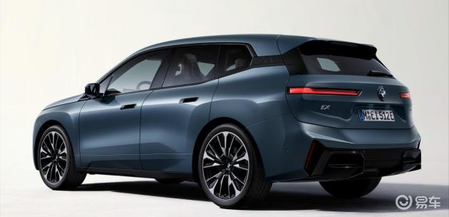 例如丰田仍在其传统优势领域（‌氢燃料与混动路线‌）上投入资源