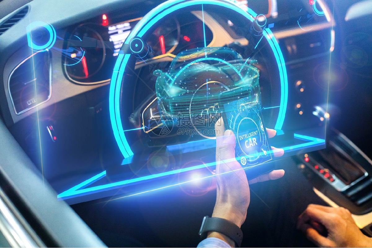 设计出一种折线与圆形相结合的雷达天线