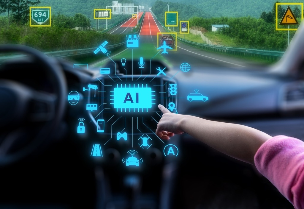 智能驾驶配置与2026款一致；2025款改款长续航四驱版售价31.35万元