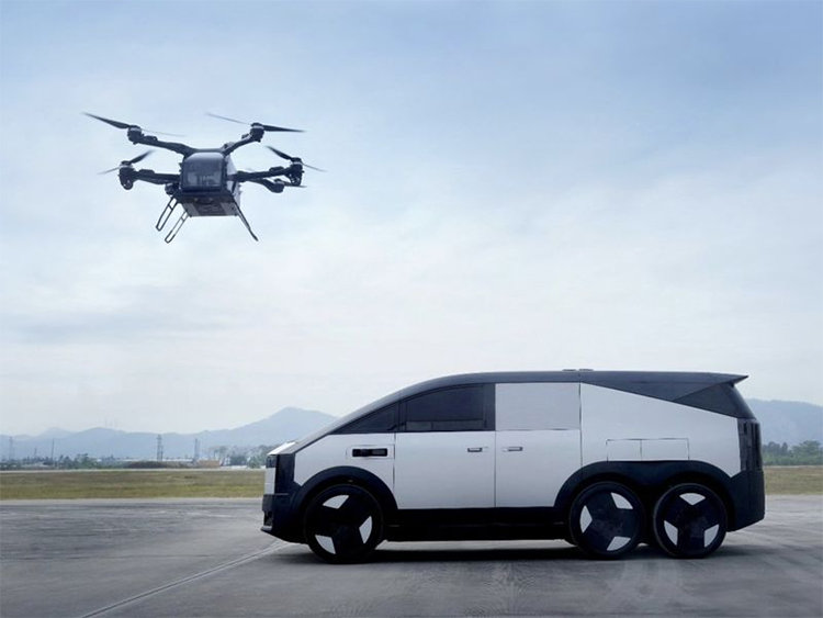 以及下列区域上方的空域应当划设为管制空域：