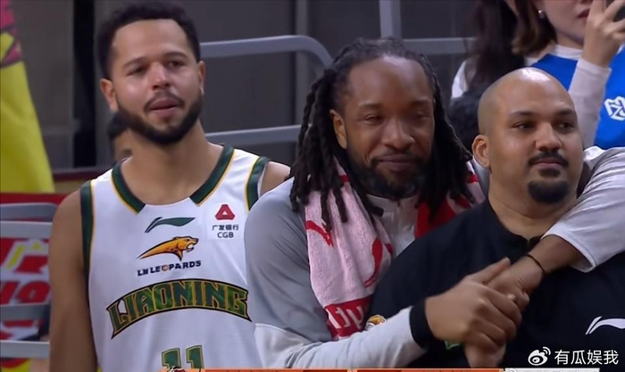 辽宁男篮三连胜冲击前八 引援换帅双管齐下激活