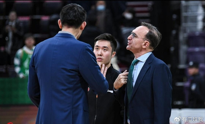 辽宁男篮三连胜冲击前八 引援换帅双管齐下激活